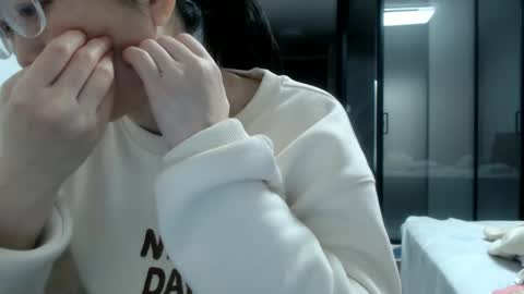 Snapshot of cbz112233 chatting on 02/26/25, 02:46 ANNYANNY online show from 02/26/25, 02:46