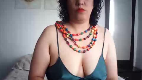Snapshot of ccharlot chatting on 04/15/26, 04:14 ccharlot online show from 04/15/26, 04:14