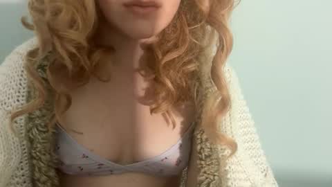 Snapshot of cclavender chatting on 02/22/26, 09:57 Claire online show from 02/22/26, 09:57