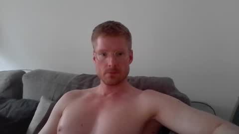 Snapshot of ccloser87 chatting on 05/19/26, 06:25 ccloser87 online show from 05/19/26, 06:25