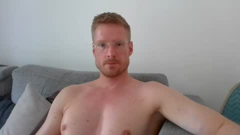 Snapshot of ccloser87 chatting on 06/17/26, 05:47 ccloser87 online show from 06/17/26, 05:47