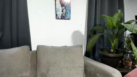 Snapshot of ccuteass chatting on 01/20/25, 09:56 ccuteass online show from 01/20/25, 09:56