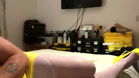 Snapshot of cd_sexy_girlie chatting on 02/03/26, 09:36 Claire online show from 02/03/26, 09:36