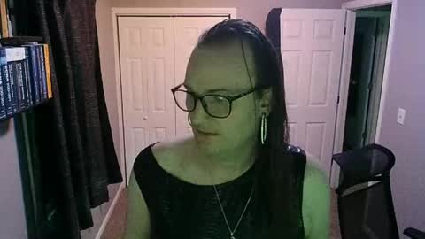 Snapshot of cdheatherxxx chatting on 06/15/26, 12:24 cdheatherxxx online show from 06/15/26, 12:24