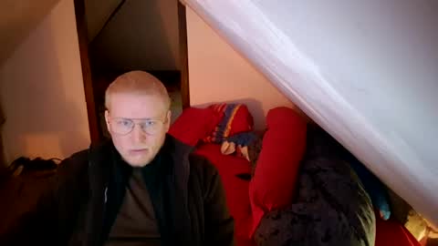 Snapshot of cebas chatting on 02/03/25, 08:02 cebas online show from 02/03/25, 08:02