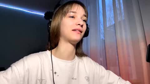 Lily online show from 11/22/25, 12:04