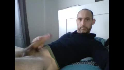 Snapshot of cedric223 chatting on 02/27/25, 05:36 cedric223 online show from 02/27/25, 05:36
