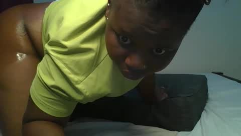 ceepretty25 online show from 03/18/26, 12:30