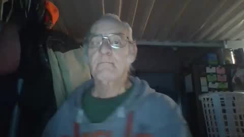 Chuck online show from 11/08/25, 05:40