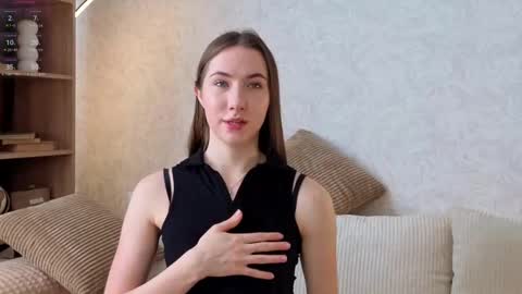 Josie Manesi online show from 09/24/25, 05:44