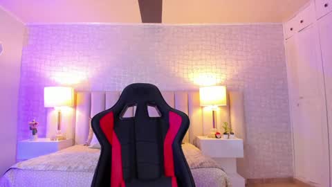 Snapshot of celeste_017 chatting on 12/27/24, 06:31 Celeste online show from 12/27/24, 06:31