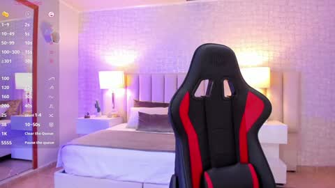 Snapshot of celeste_017 chatting on 01/15/25, 03:39 Celeste online show from 01/15/25, 03:39