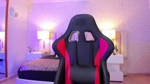 Snapshot of celeste_017 chatting on 01/24/25, 04:39 Celeste online show from 01/24/25, 04:39