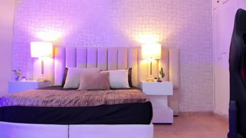 Snapshot of celeste_017 chatting on 01/24/25, 07:49 Celeste online show from 01/24/25, 07:49