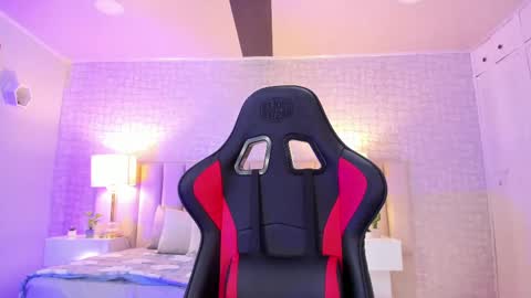 Snapshot of celeste_017 chatting on 02/10/25, 06:24 Celeste online show from 02/10/25, 06:24