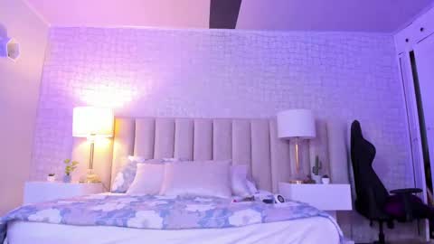 Snapshot of celeste_017 chatting on 02/24/25, 12:26 Celeste online show from 02/24/25, 12:26