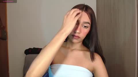 Snapshot of celeste_cute4 chatting on 01/19/25, 08:19 celeste_cute4 online show from 01/19/25, 08:19