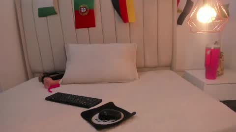 Snapshot of celeste_garcia08 chatting on 07/02/26, 03:17 celeste_garcia08 online show from 07/02/26, 03:17
