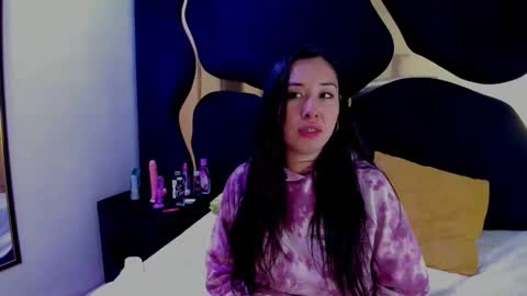 celeste_hillx online show from 11/22/25, 04:55