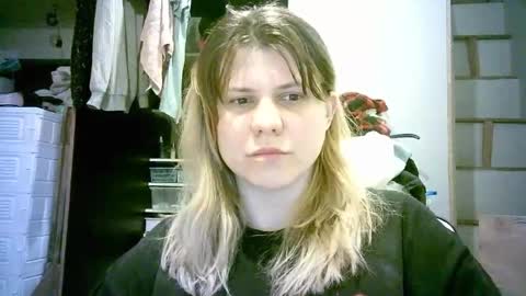 celeste_naughty_ online show from 04/06/26, 10:05