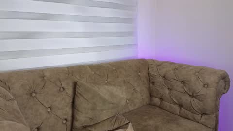 Snapshot of celeste_tailor_ chatting on 12/18/24, 12:10 Celeste Tailor online show from 12/18/24, 12:10