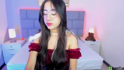 Celeste Wayne online show from 12/24/24, 01:17