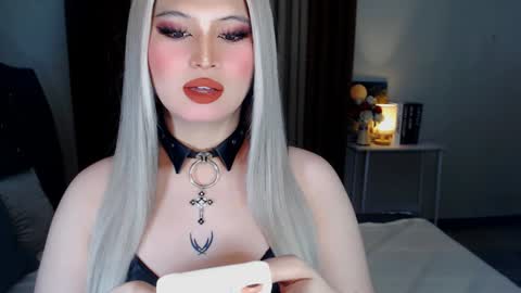 CELESTE IGYoshi Tian online show from 12/03/24, 10:39