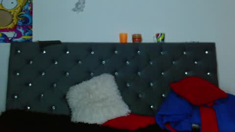 I am Valentinn online show from 12/31/24, 12:00