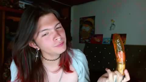 I am Valentinn online show from 01/12/25, 03:49