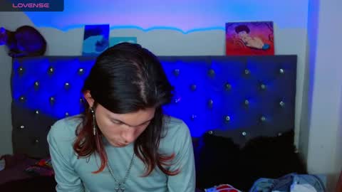 I am Valentinn online show from 02/23/25, 04:39