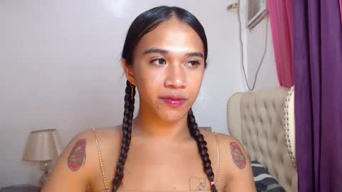 Snapshot of celestial_joannah chatting on 01/05/25, 02:52 merry joannah online show from 01/05/25, 02:52