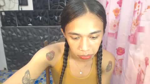 Snapshot of celestial_joannah chatting on 09/20/25, 04:52 merry joannah online show from 09/20/25, 04:52