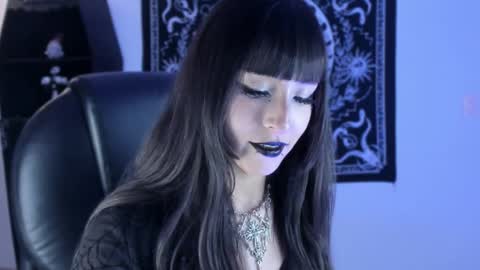   online show from 11/27/25, 01:18