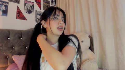 Celestineeeeee online show from 12/17/25, 04:29