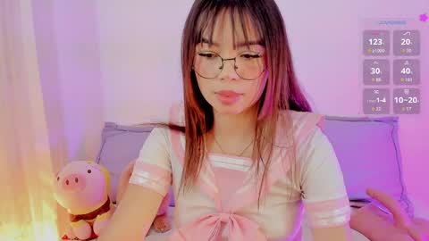 Snapshot of celestte_ruizz chatting on 06/01/26, 12:34 700 110 p online show from 06/01/26, 12:34
