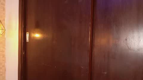 celestte_sm online show from 06/12/26, 07:02