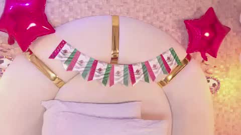 celestte_sm online show from 06/19/26, 07:06