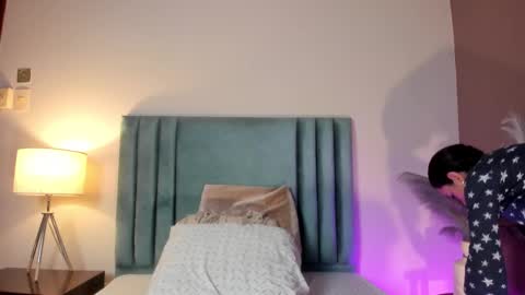 Snapshot of celesttequeen chatting on 02/25/26, 11:42 Celeste Quenn online show from 02/25/26, 11:42