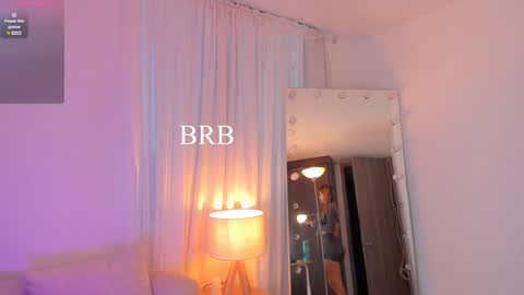Snapshot of celia_dubois chatting on 01/28/25, 11:07 Ari online show from 01/28/25, 11:07