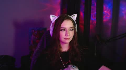 celia_sensual_ online show from 04/13/26, 07:41