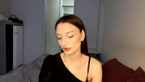 Eva online show from 05/10/26, 08:19