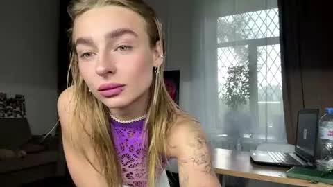 Snapshot of celineruppert chatting on 06/29/26, 11:16 Amilia online show from 06/29/26, 11:16
