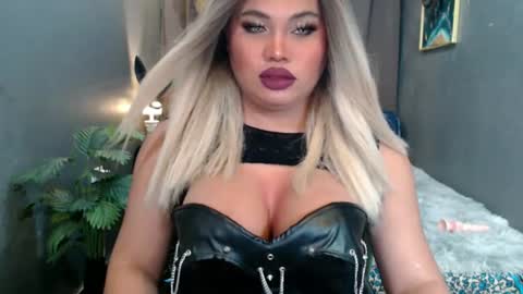 cellinekittcumerr online show from 07/25/26, 09:34
