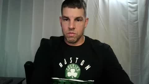 Snapshot of celtscrazy20 chatting on 10/23/25, 02:49 Josh online show from 10/23/25, 02:49