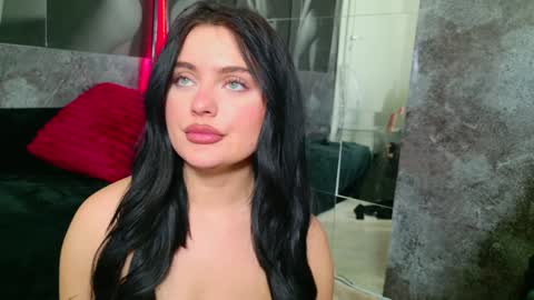 Snapshot of celya_chanel chatting on 02/03/25, 12:36 CELIA online show from 02/03/25, 12:36