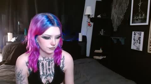 Snapshot of cerianex chatting on 01/24/25, 12:52 Averi online show from 01/24/25, 12:52