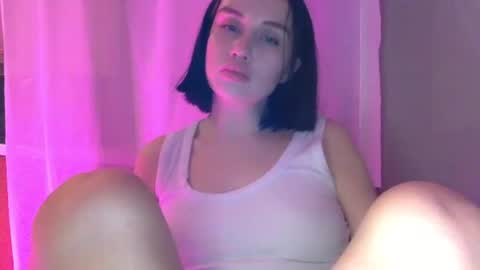 Snapshot of cerisedood82 chatting on 12/17/25, 08:26 Eva online show from 12/17/25, 08:26