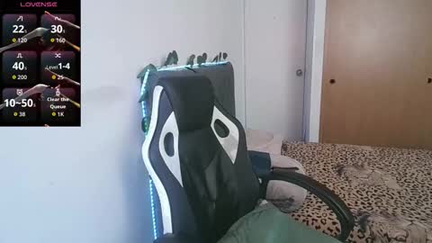 Snapshot of cerso1 chatting on 01/07/26, 07:16 Cerso online show from 01/07/26, 07:16