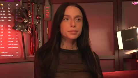 Snapshot of ceserisu chatting on 09/19/25, 10:10 Casey online show from 09/19/25, 10:10