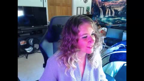 Snapshot of cessprinn chatting on 09/30/25, 03:39 Marie online show from 09/30/25, 03:39